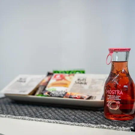 Crystal With Free Private Parking Of Stayinthess * سالونيك