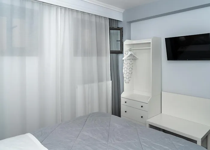 アパート Crystal With Free Private Parking Of Stayinthess