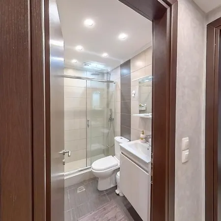 Lejlighed Crystal With Free Private Parking Of Stayinthess