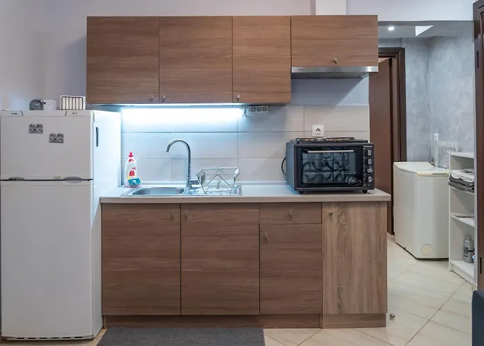 Crystal With Free Private Parking Of Stayinthess *