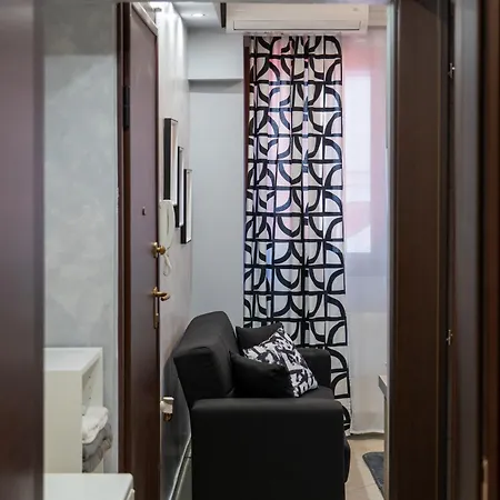 Crystal With Free Private Parking Of Stayinthess